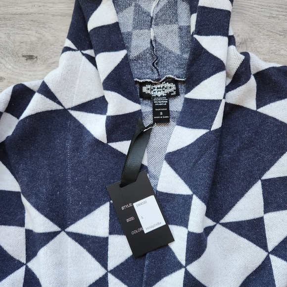 Oliver.O by Escio Blue Cardigan Womens Small Diamond Triangle  Sweater Nwt - Picture 6 of 9